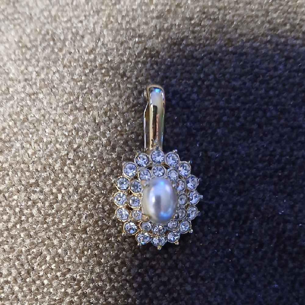 Elegant Gold Tone and Silver Tone Faux Pearl Pendant